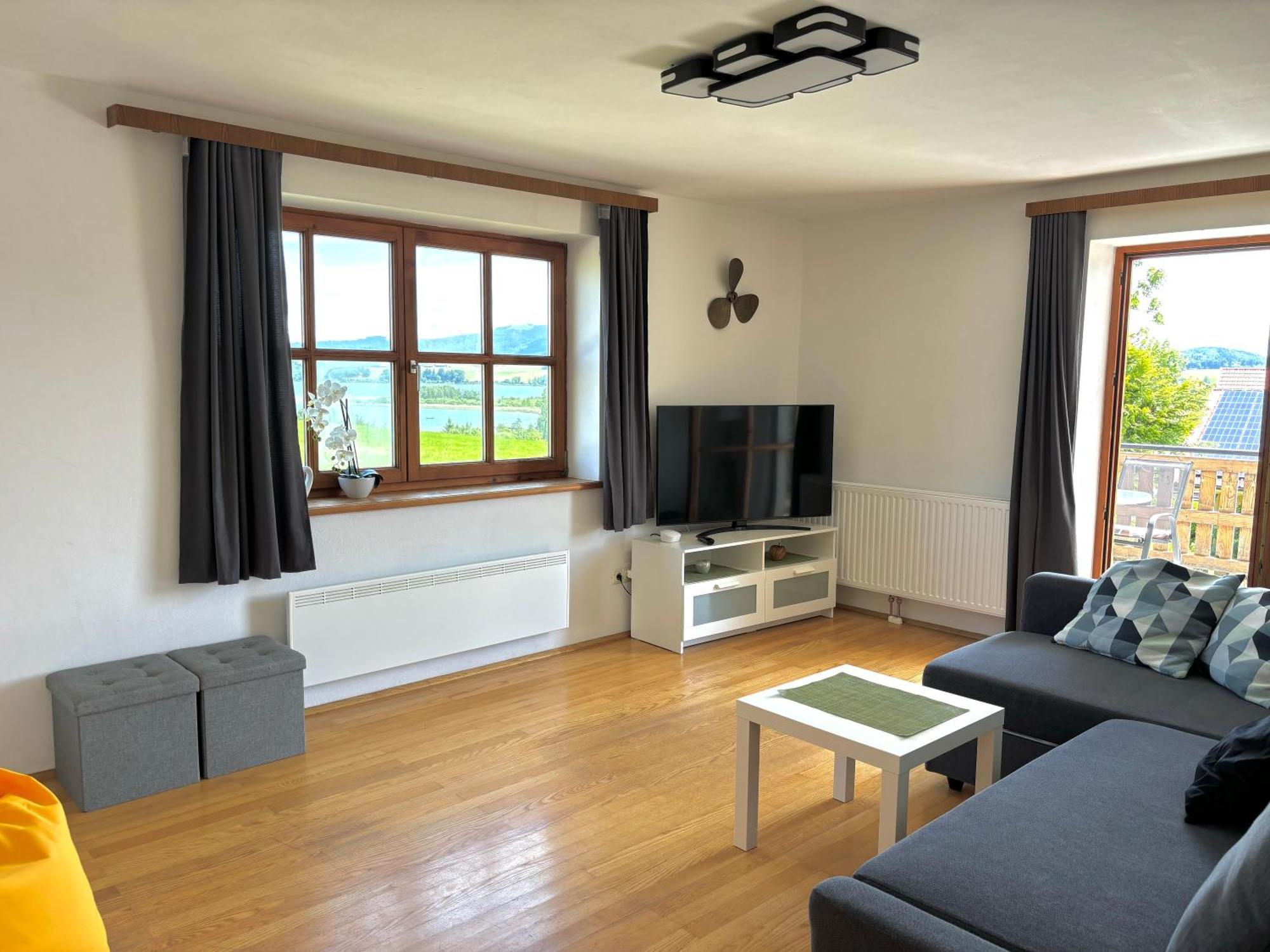 Gaesthaus "Seeblick" Seekirchen am Wallersee Εξωτερικό φωτογραφία